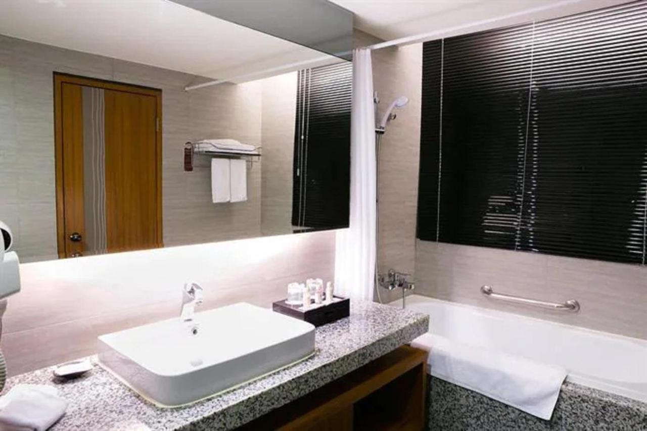 Hotel Bonza Zhubei Luaran gambar